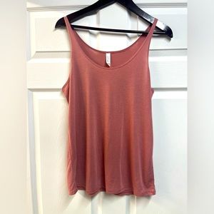 Bella flowy tank dusty pink , lightweight